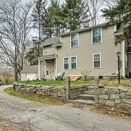 Remodeled Farmhouse In Waterford Near 2 Beaches! المظهر الخارجي الصورة